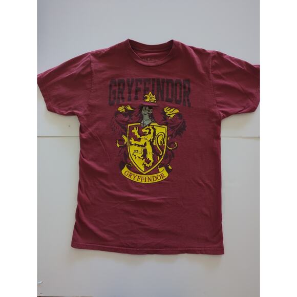 Harry Potter Gryffindor House Crest Men's Sm T-shirt Maroon - Picture 1 of 5